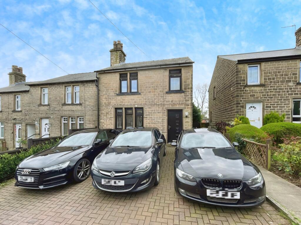 Main image of property: Hollin Terrace, Huddersfield, West Yorkshire, HD3