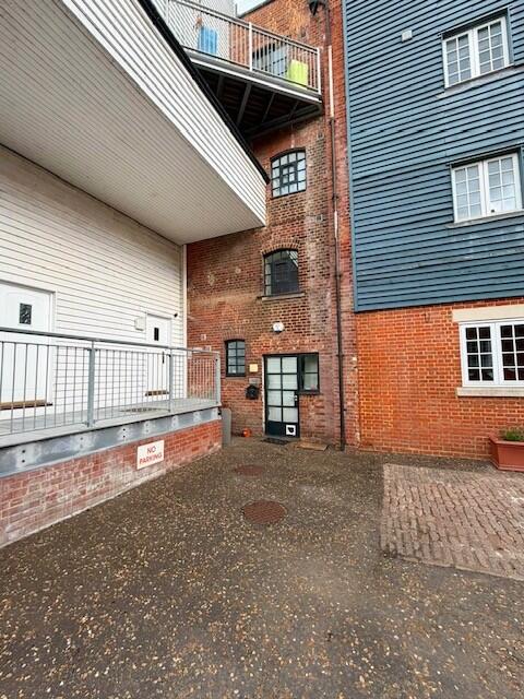 Main image of property: Weir Court, Barton Mill Road