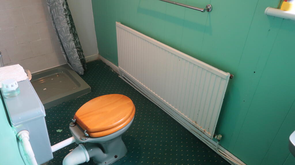 House in New Tredegar, Caerphilly - More