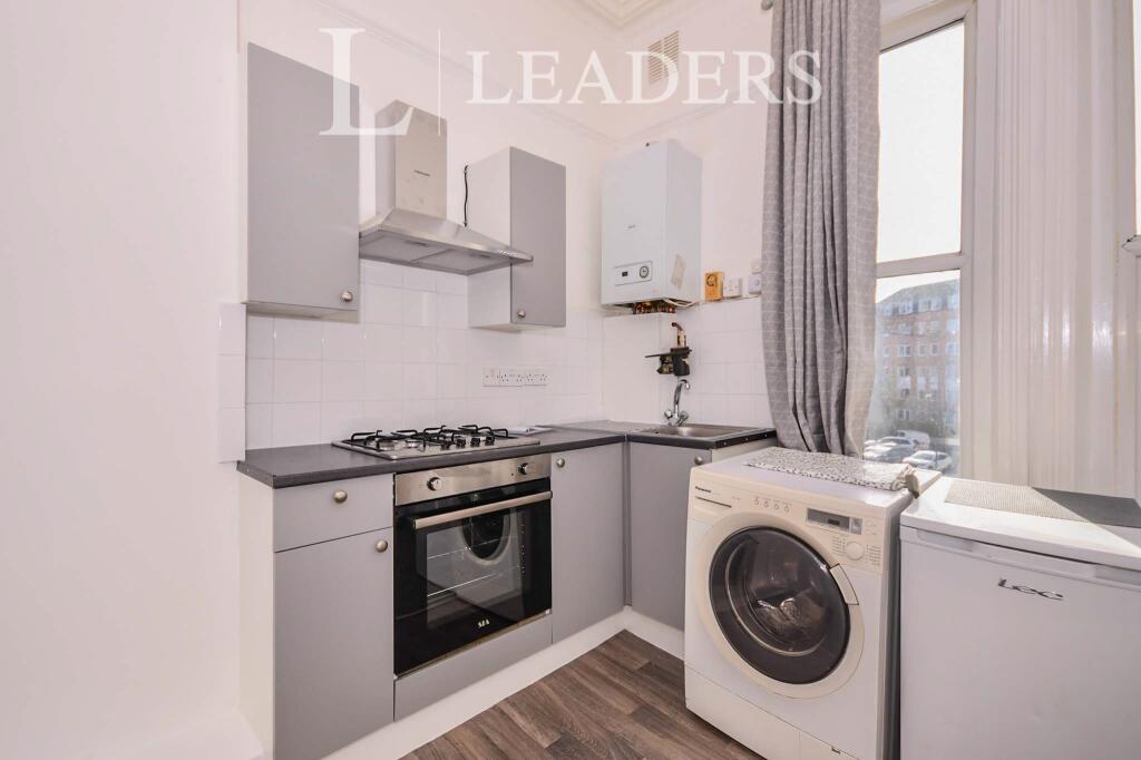 Apartment in Bournemouth - View 4