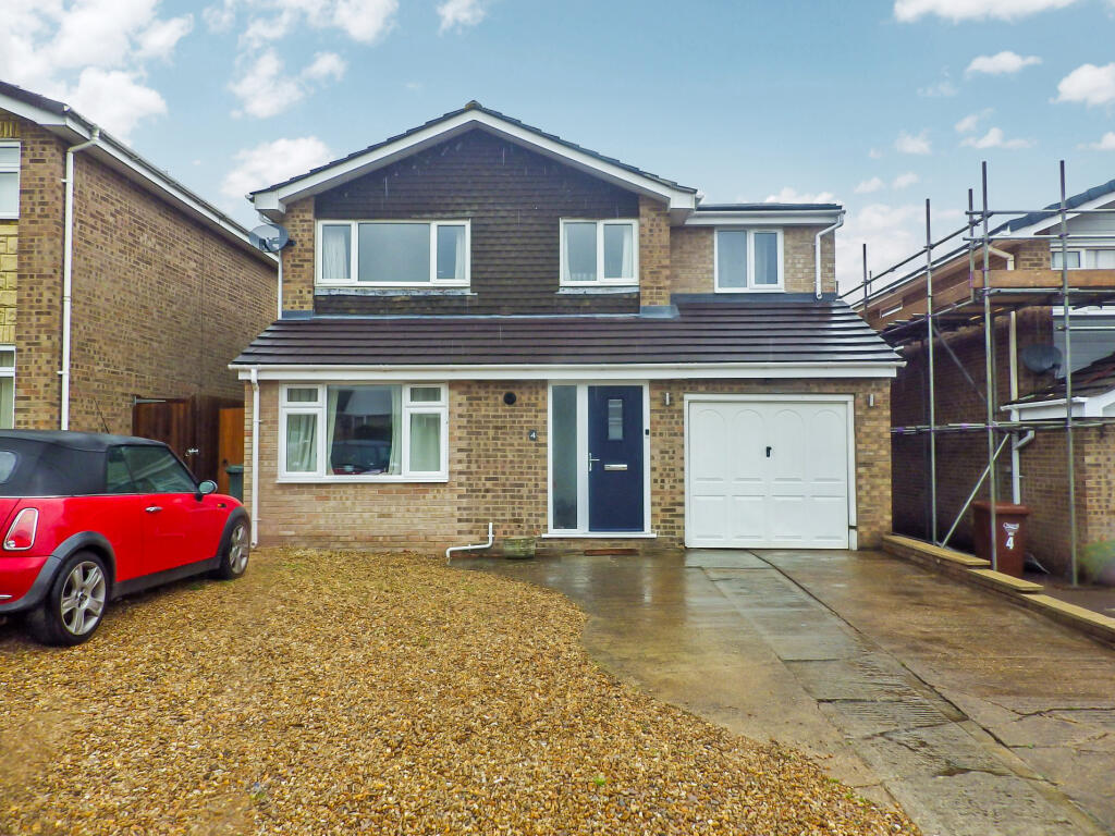 Main image of property: Ravensmead, Banbury, Oxon