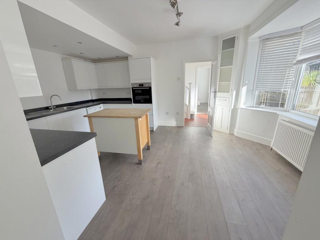 House in Poole - View 4