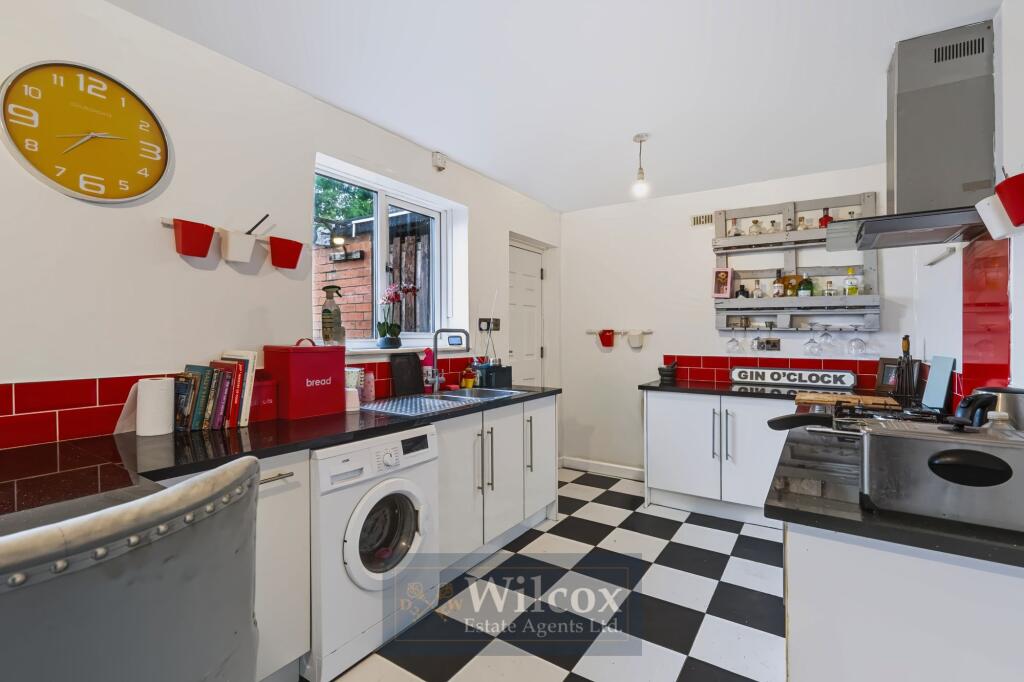 House in Bolton - View 4