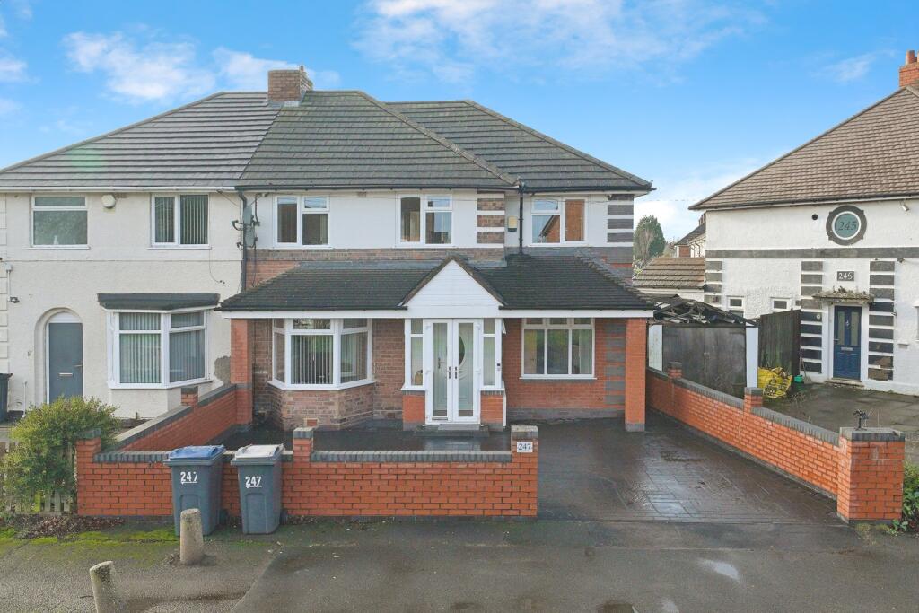 Main image of property: Prince Of Wales Lane, BIRMINGHAM, West Midlands, B14