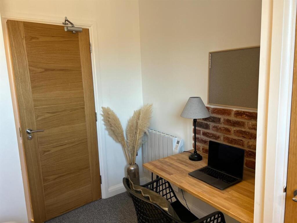 House in Derby - View 4