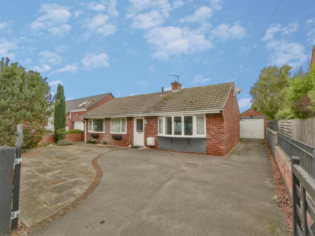 3-bed bungalow on Mill Lane, Wigginton, York, £395,000