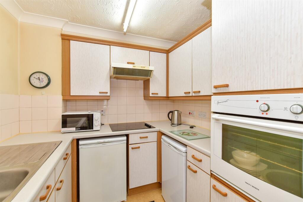 Main image of property: Chingford Mount Road, Chingford