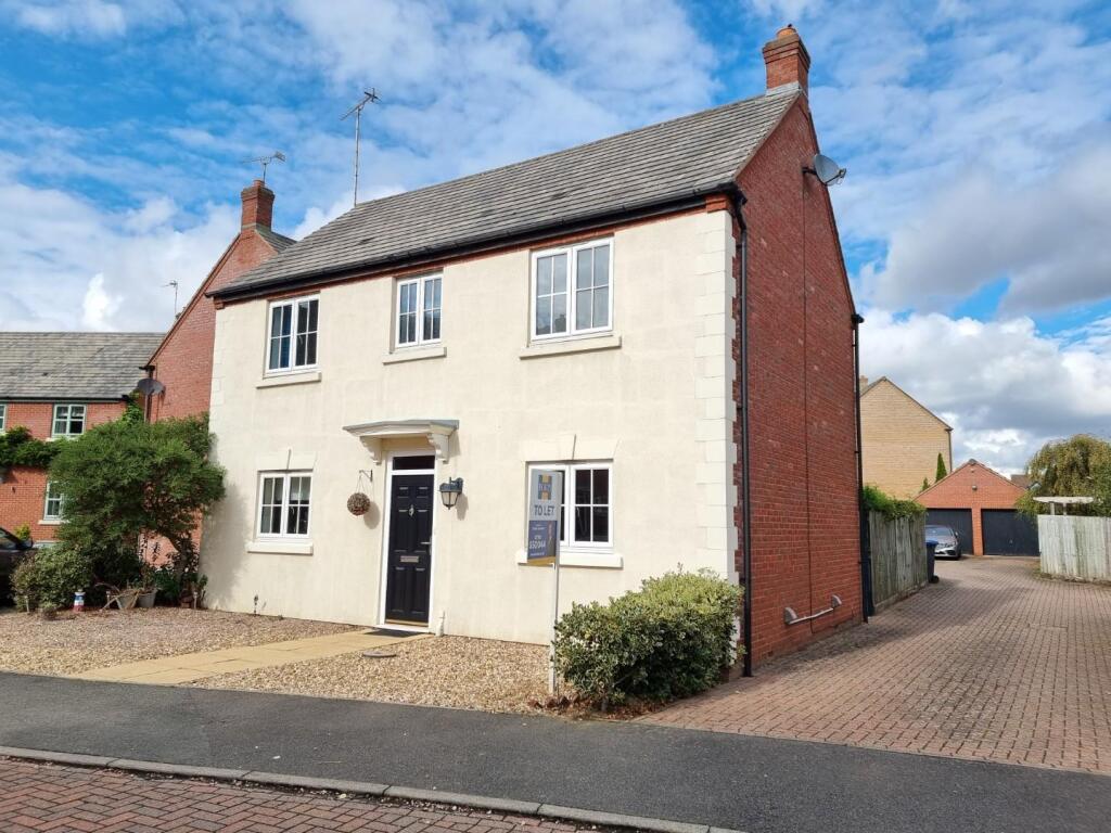 Main image of property: Fieldfare Close, Coton Meadows, Rugby