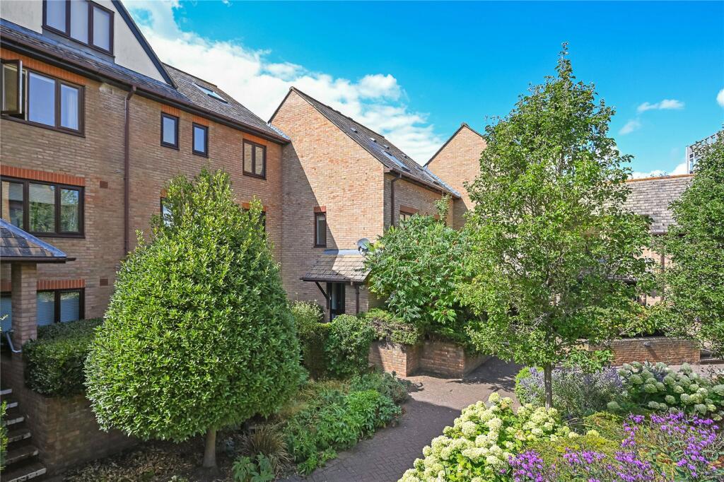 Main image of property: Ranelagh Gardens, London, SW6