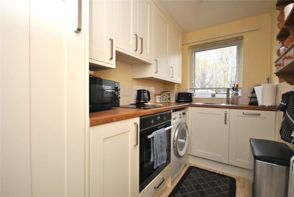 Apartment in Taunton - View 5