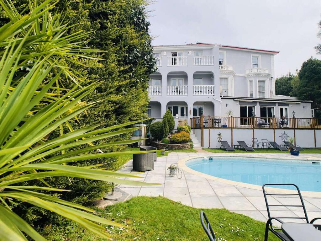 Main image of property: Glenorleigh Hotel, 26 Cleveland Road, Torquay, Devon TQ2 5BE