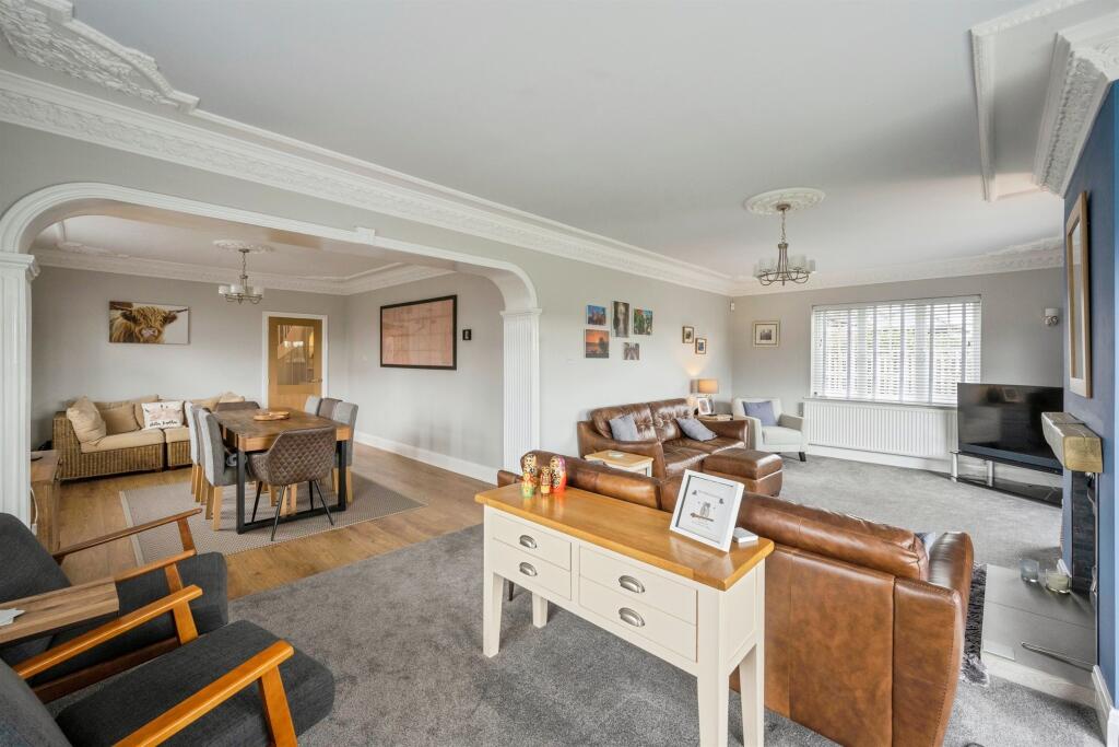 House in Doncaster, Barnburgh - View 5