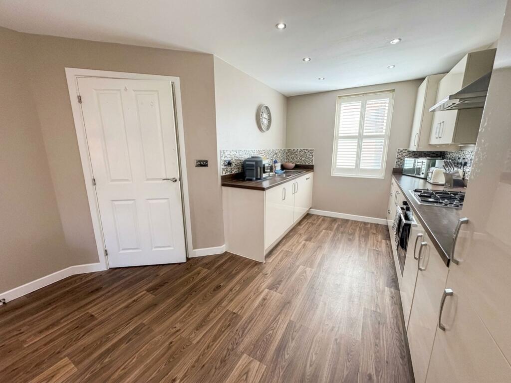 House in Kirklees, Flockton Green, Kirkburton - View 4