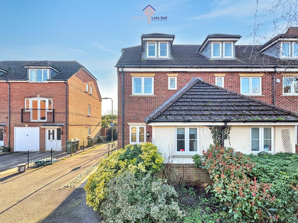 Main image of property: Hamble, SO31