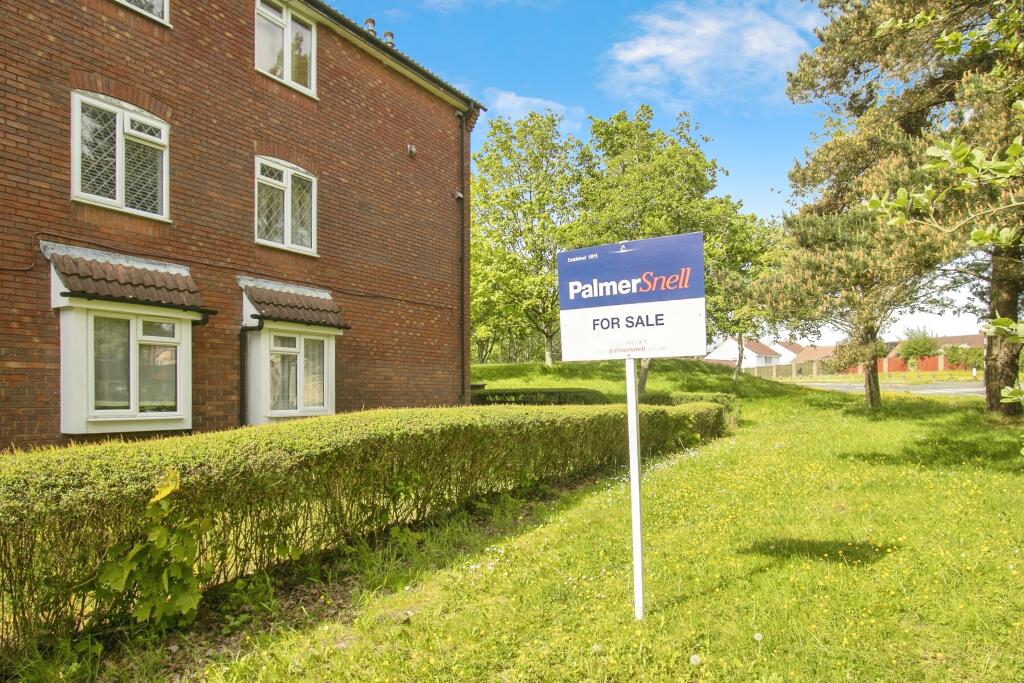 Main image of property: Southbrook Close, Poole, BH17