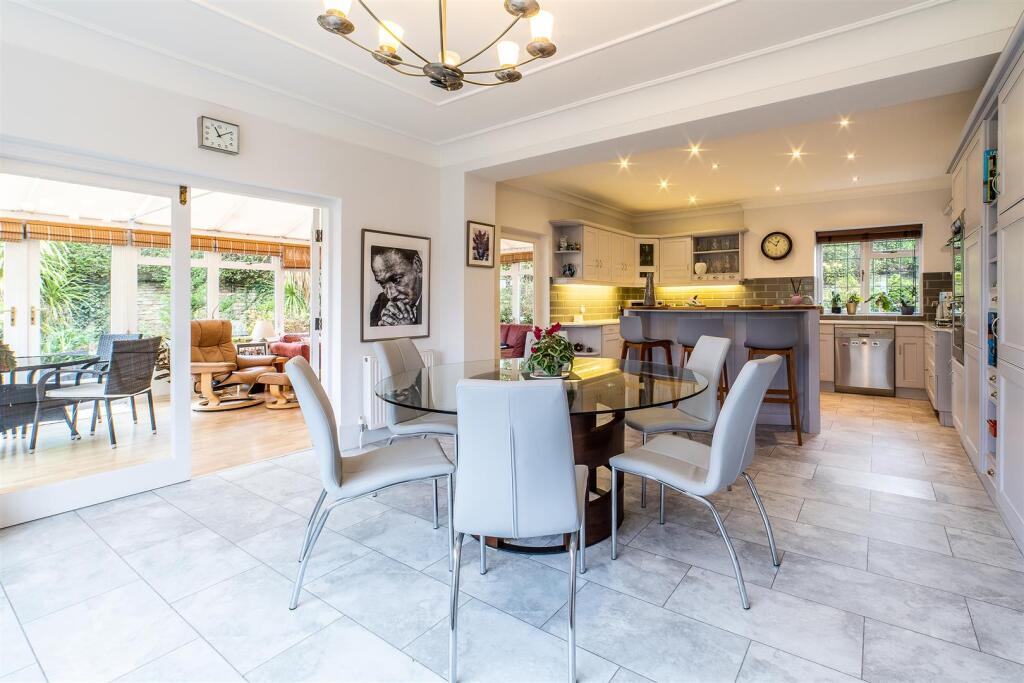Carisbrooke Avenue, Mapperley Park - View 4