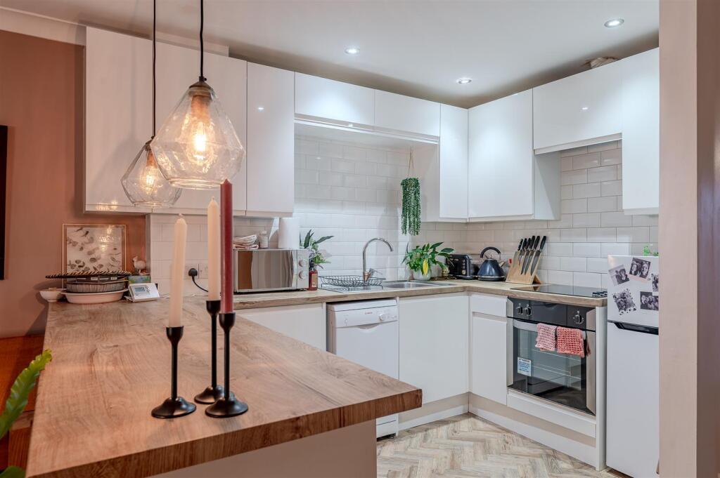 Apartment in York - View 4