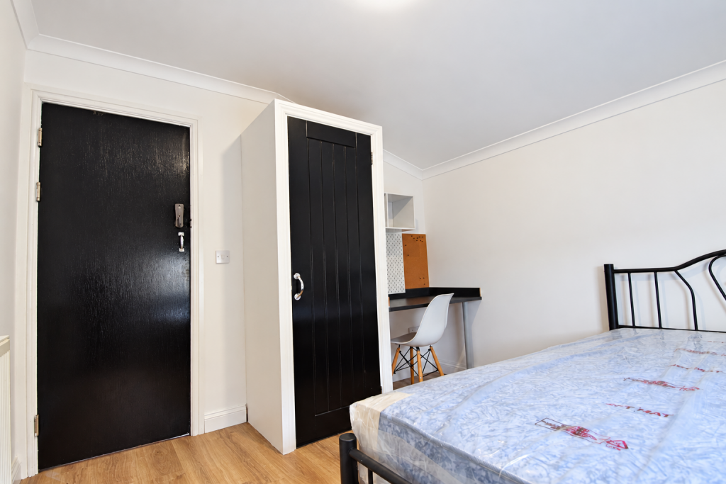 House in Cardiff - View 5
