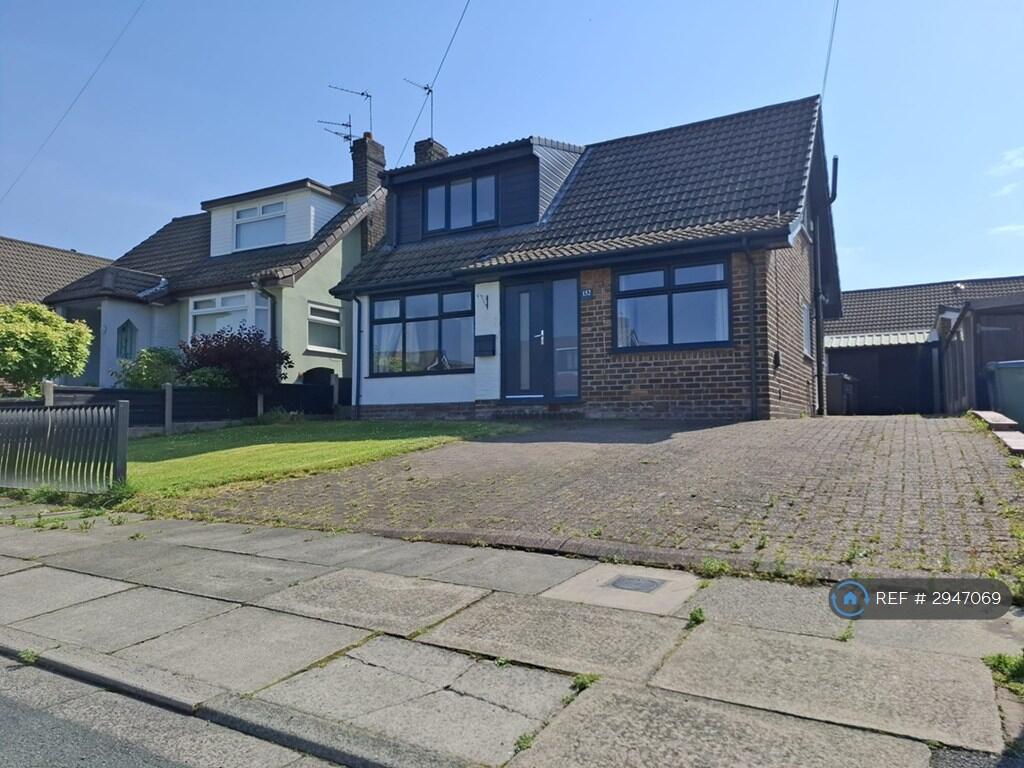 Cotswold Crescent, Bury, BL8