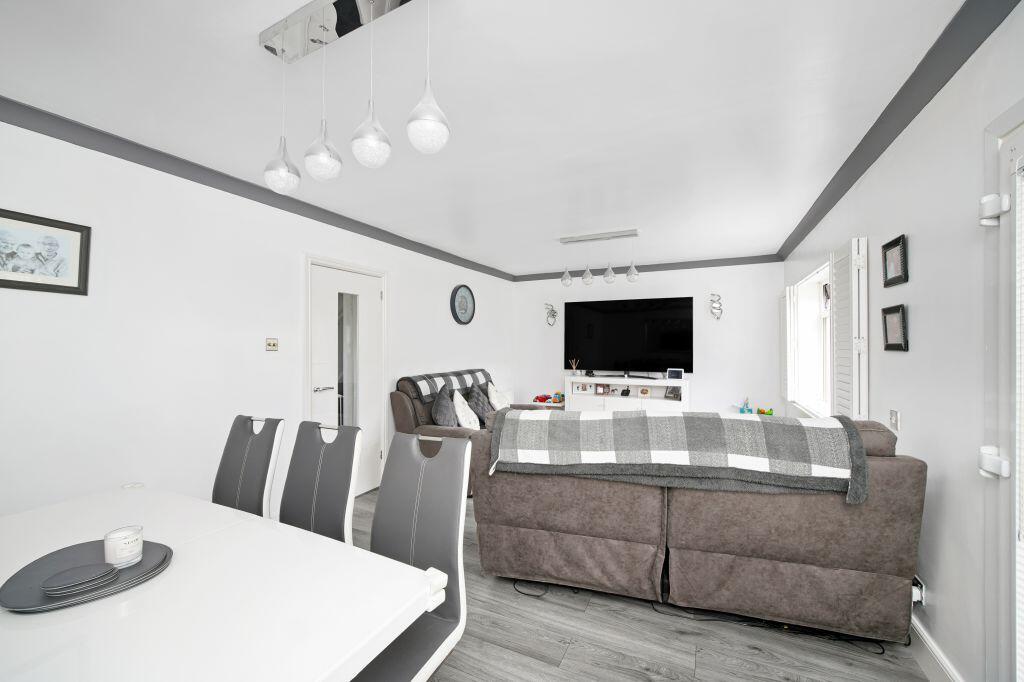 10 Silverknowes Court, Edinburgh, EH4 5NS photo 4