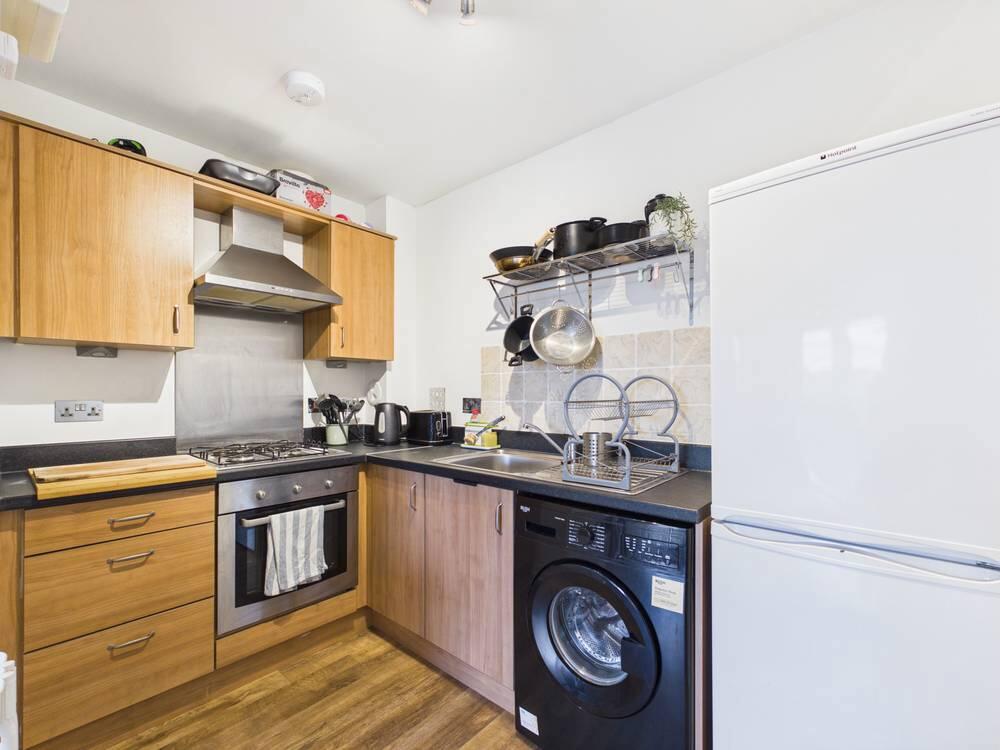 Apartment in Edinburgh, Lorne, Leith - View 2