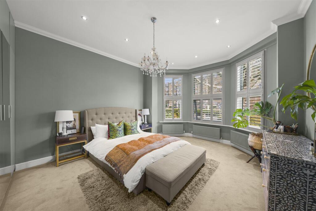 Apartment in London - View 3