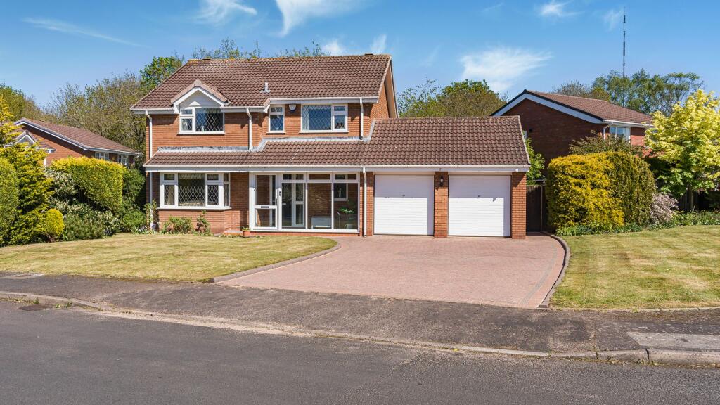 Main image of property: Lowercroft Way, Four Oaks, B74