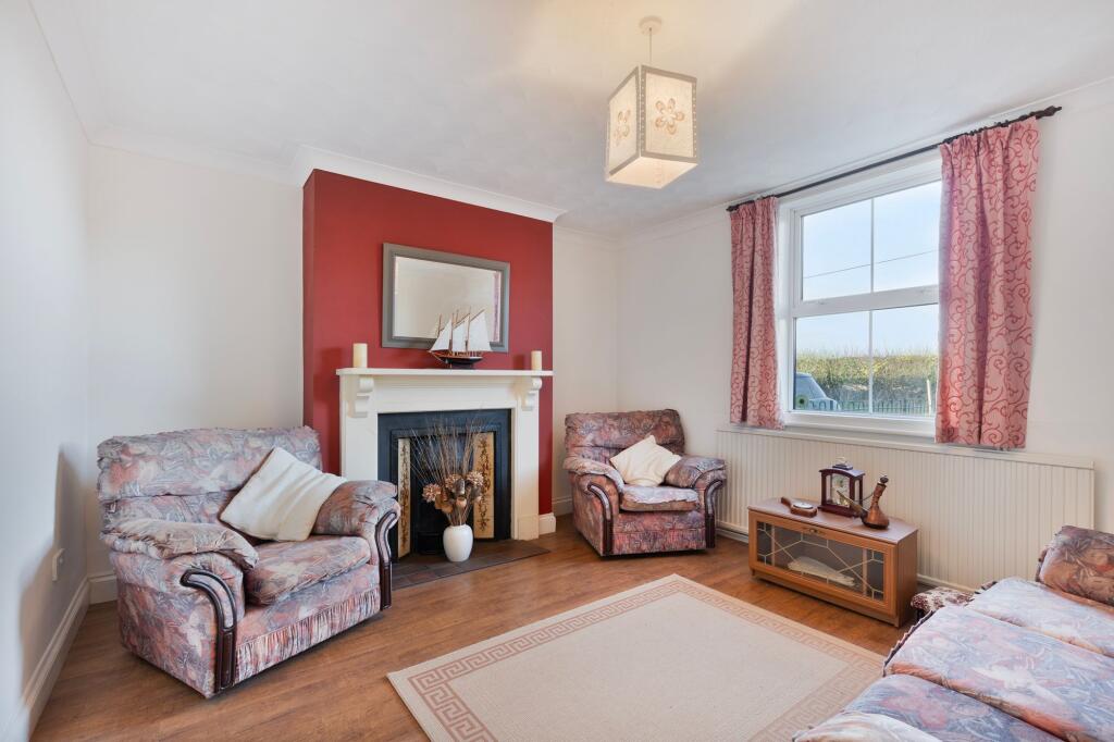 Delightful Edwardian Cottage in Brancaster photo 2