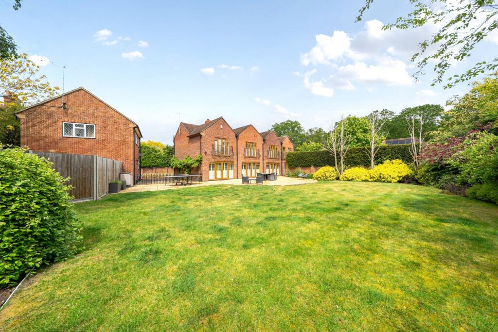 Main image of property: 78 Woodham Road, Horsell, GU21