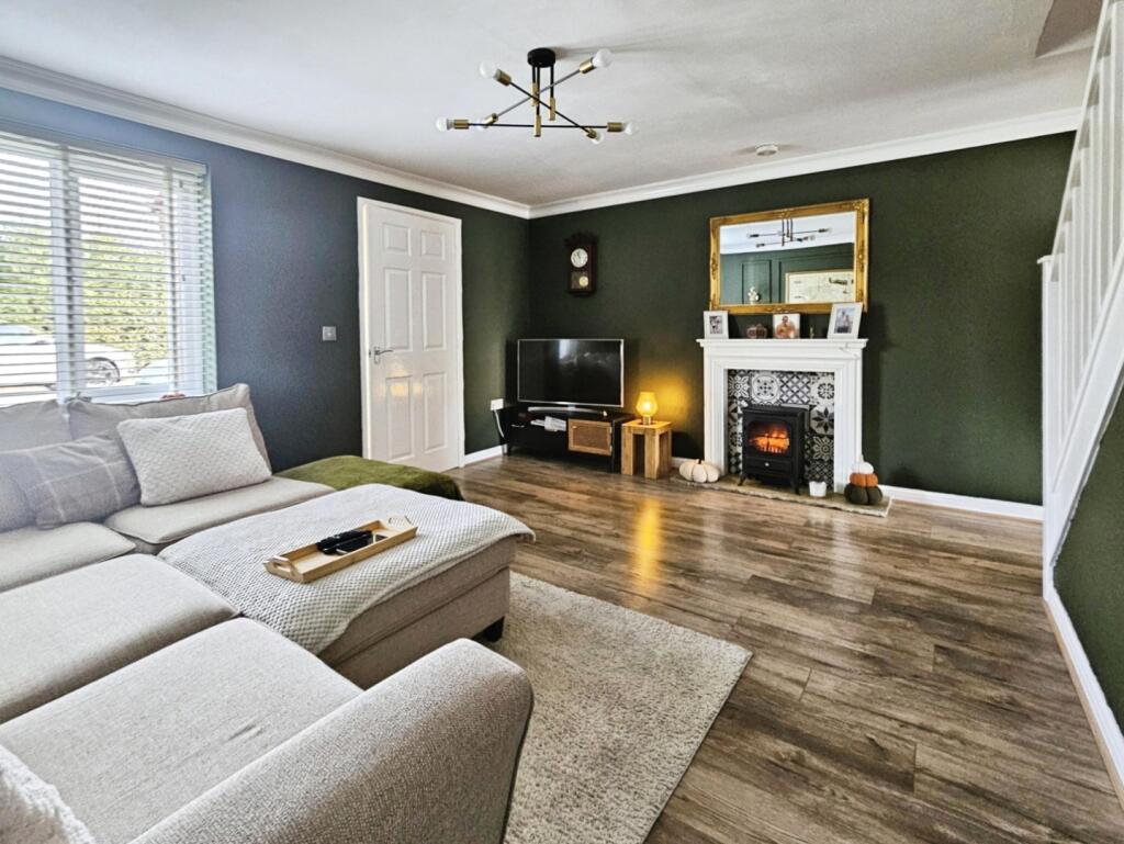 House in Barnsley, South Yorkshire - View 2