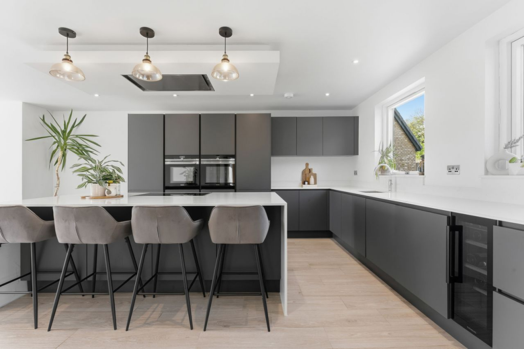 House in Peterborough - View 4