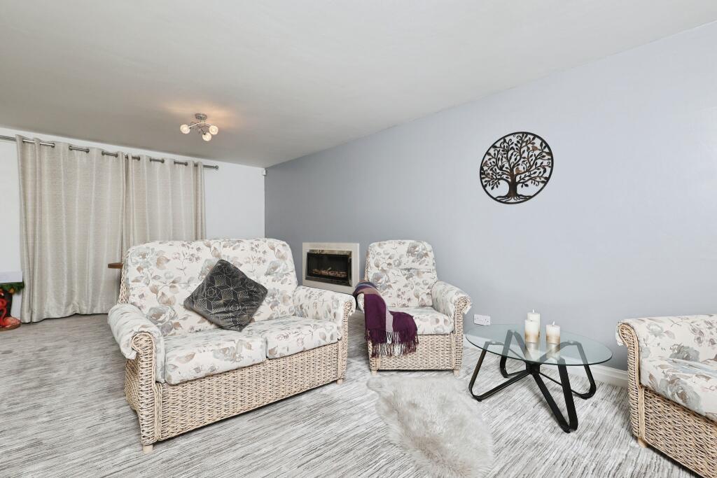 Additional image 3 of Ling Park Avenue, Bradford, BD15