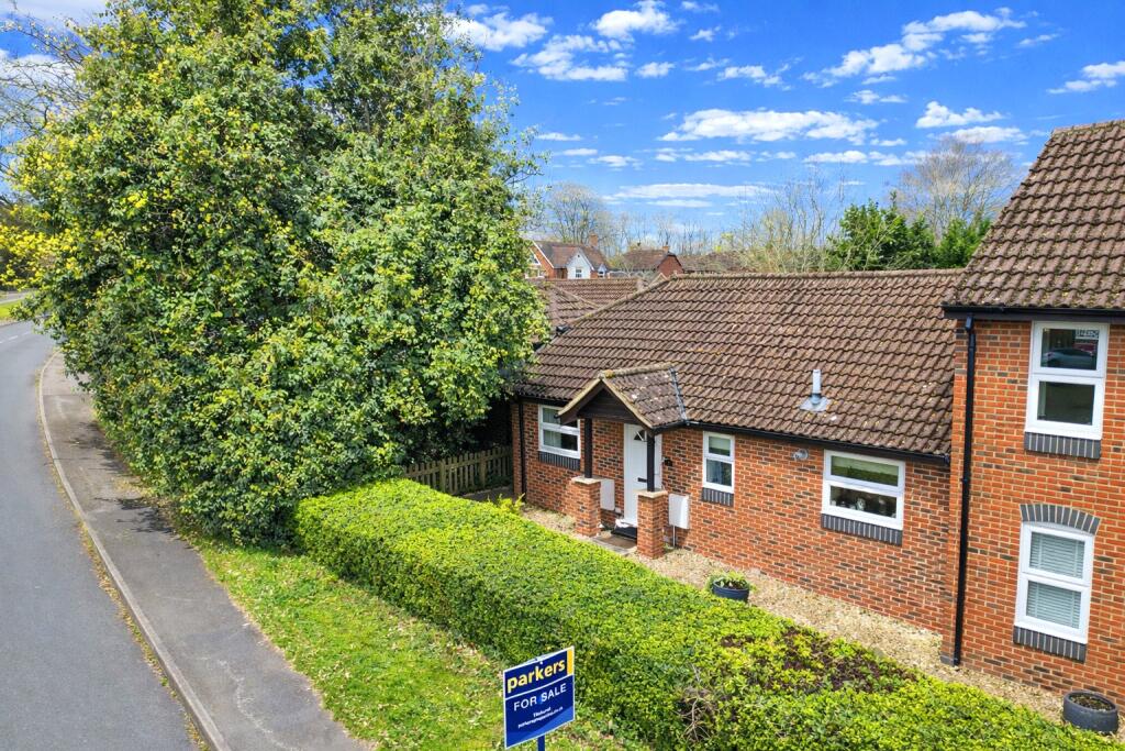 Main image of property: Saunders Court, Bowling Green Lane, Purley on Thames, Reading, RG8