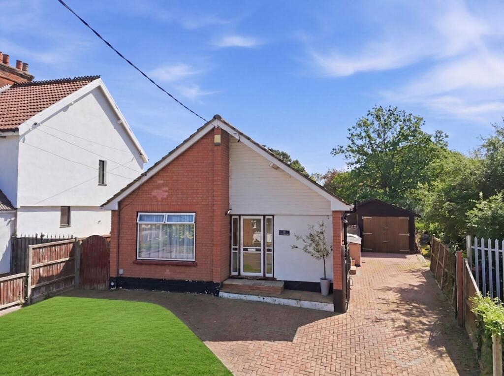 Main image of property: Wick Lane, Wickford, SS11