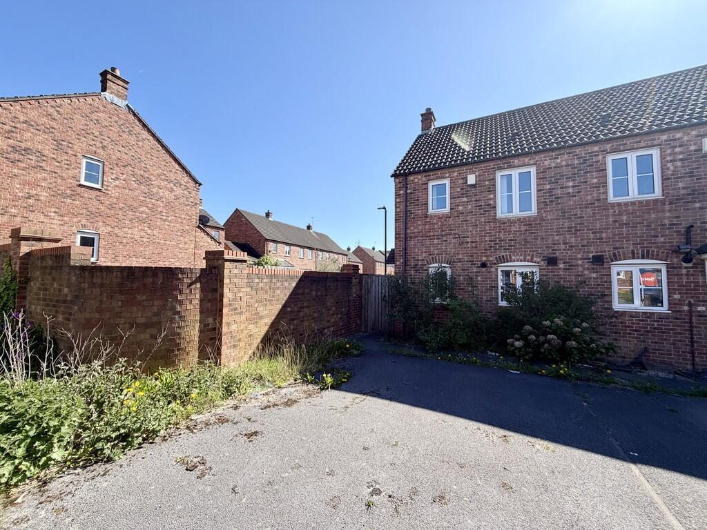 Main image of property: Queen Mary Road, Sheffield