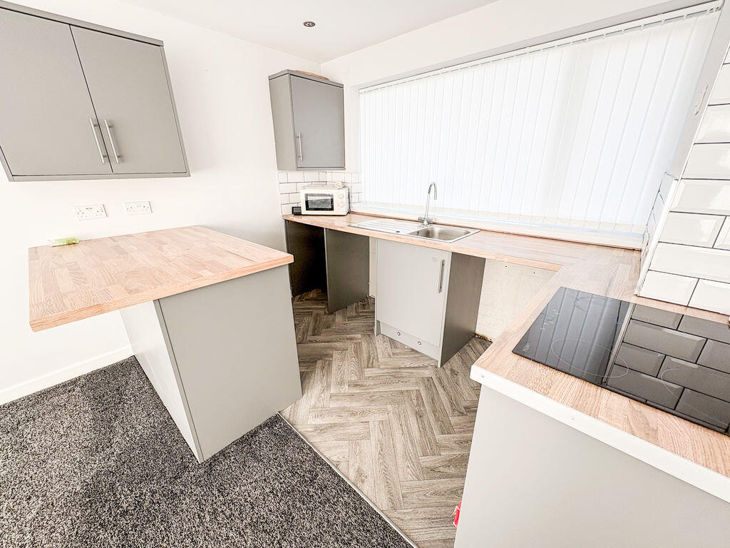 Apartment in Newcastle upon Tyne - View 2