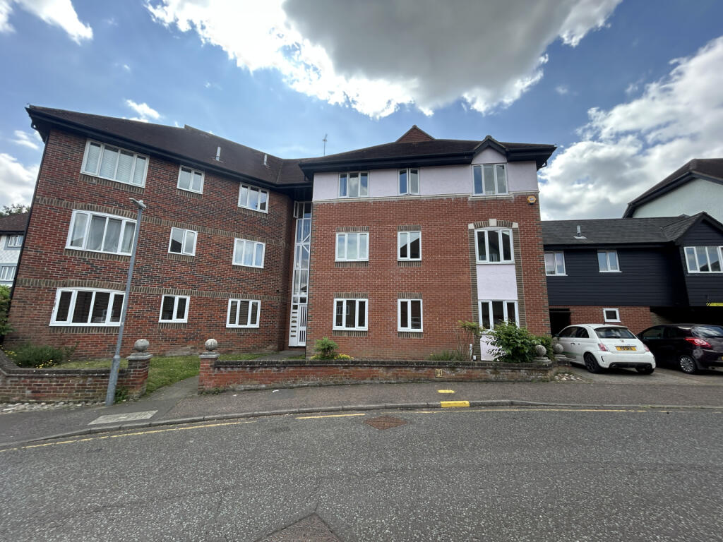 Main image of property: Nicholsons Grove, COLCHESTER, CO1 2XS