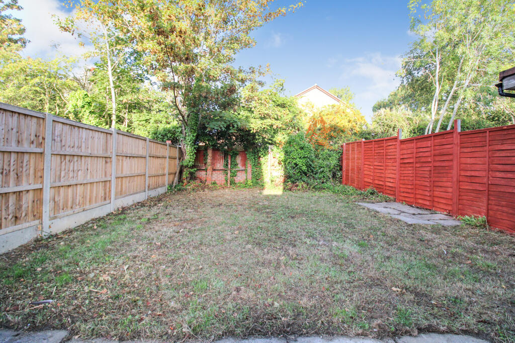 House in Guildford - View 4