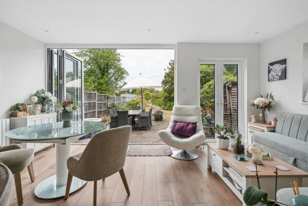 House in Watford - View 4