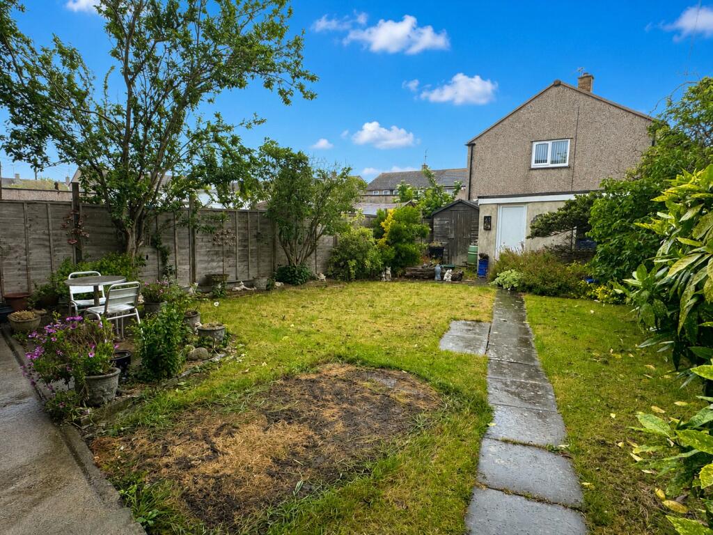 Weyhill Close, Swindon, SN3 - View 3