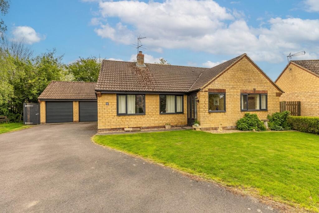 Main image of property: Aubrey Rise, Malmesbury, SN16