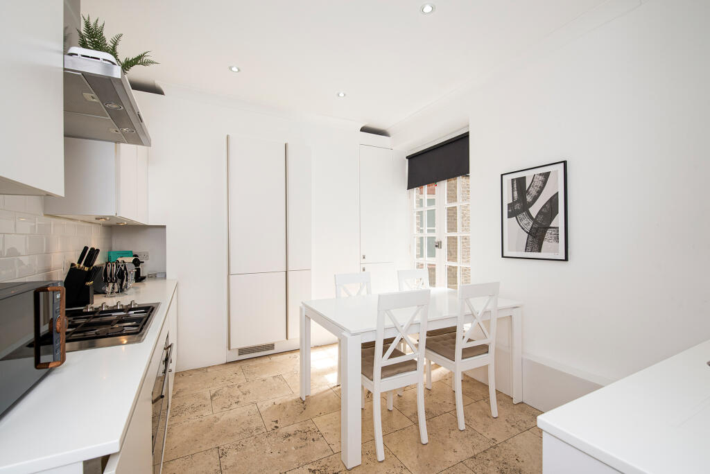 Apartment in London - View 5
