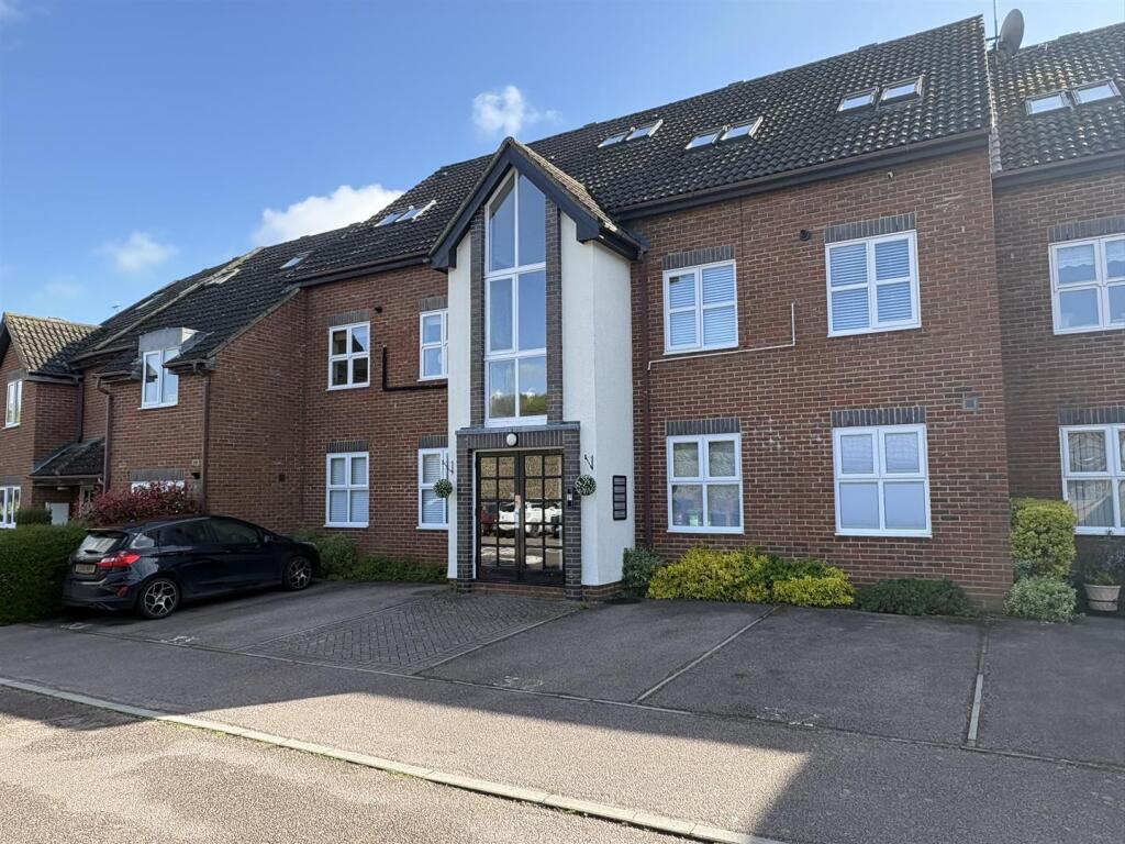 Main image of property: Twin Foxes, Woolmer Green