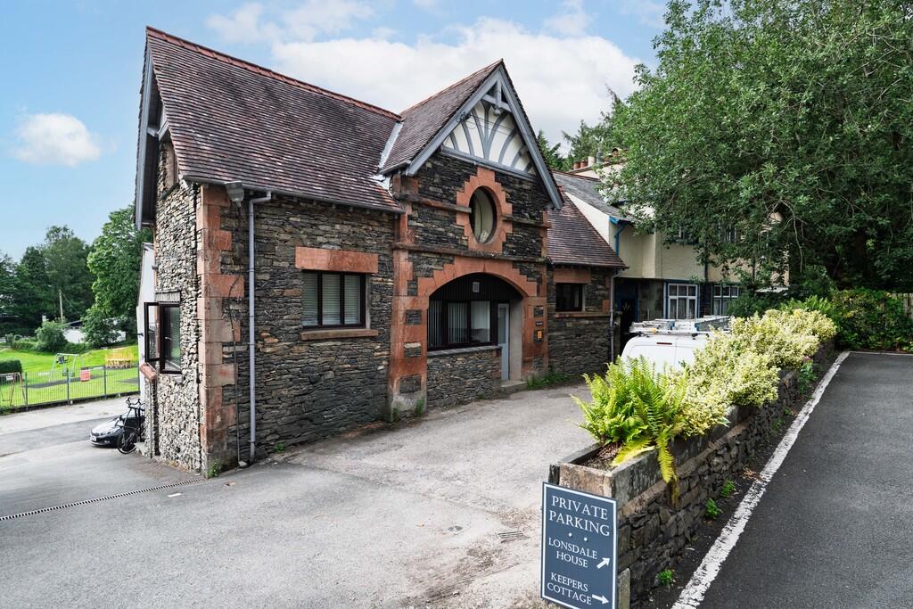 Main image of property: Stable Nest, 1 The Stables, Bank Road, Bowness-on-Windermere, LA23 2JW