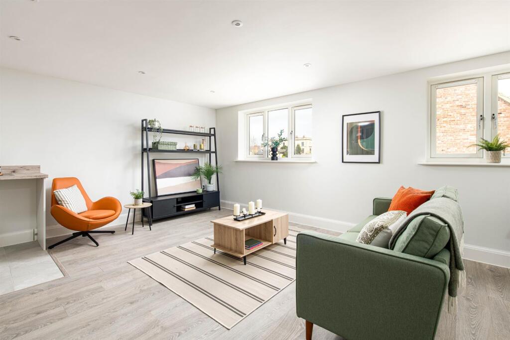 Apartment in Trowbridge - View 3