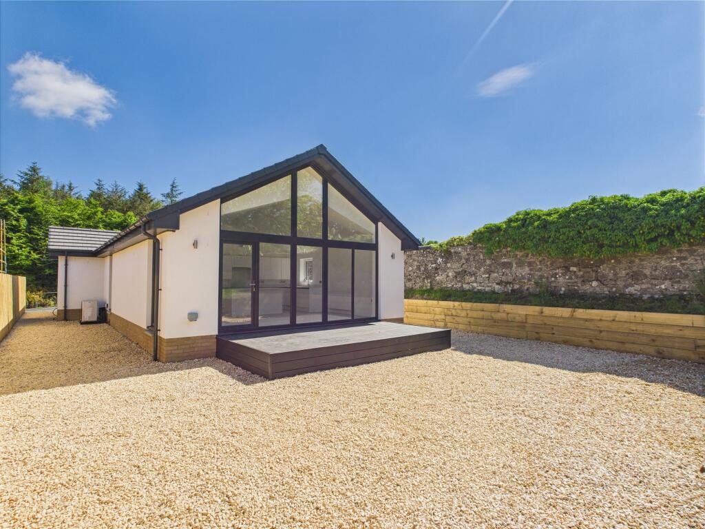 Main image of property: 3 Briar Loch Gardens, Lanark, ML11 9BJ