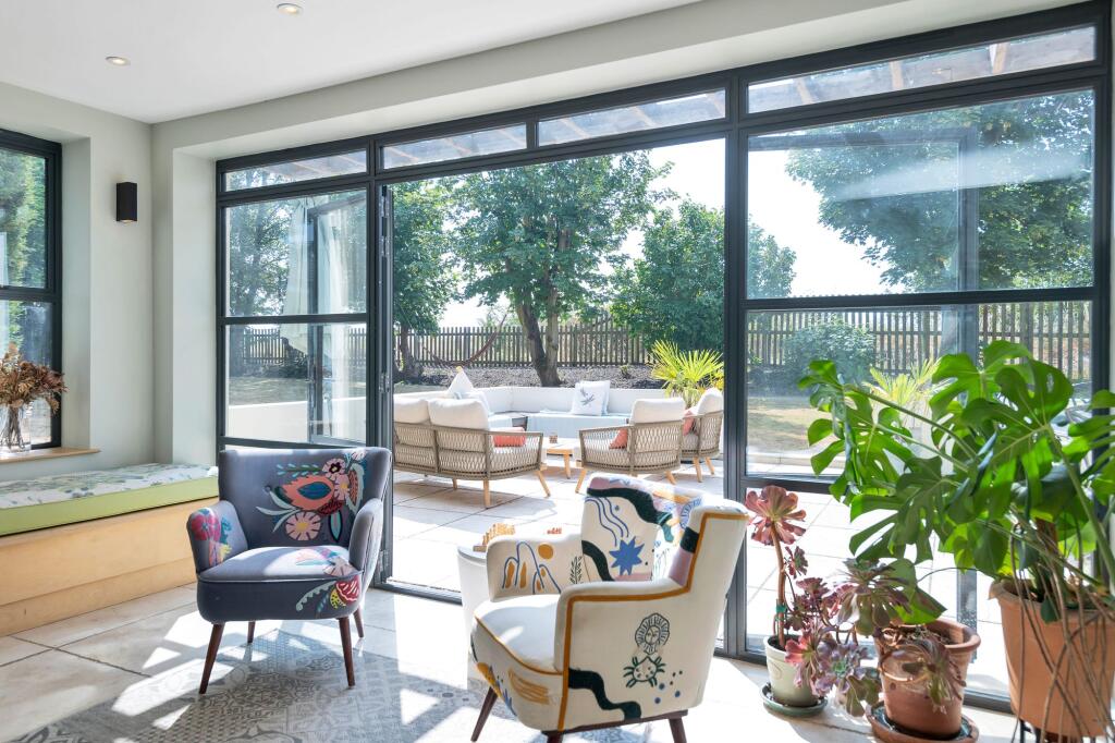 House in Stevenage - More