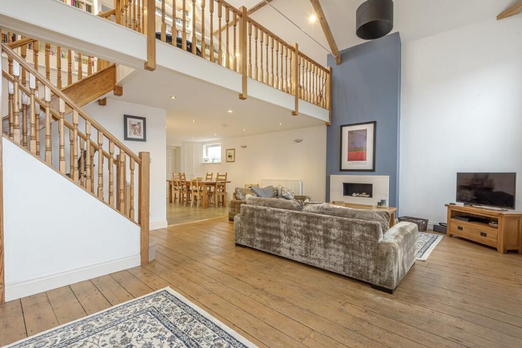 House in Bromley - View 4