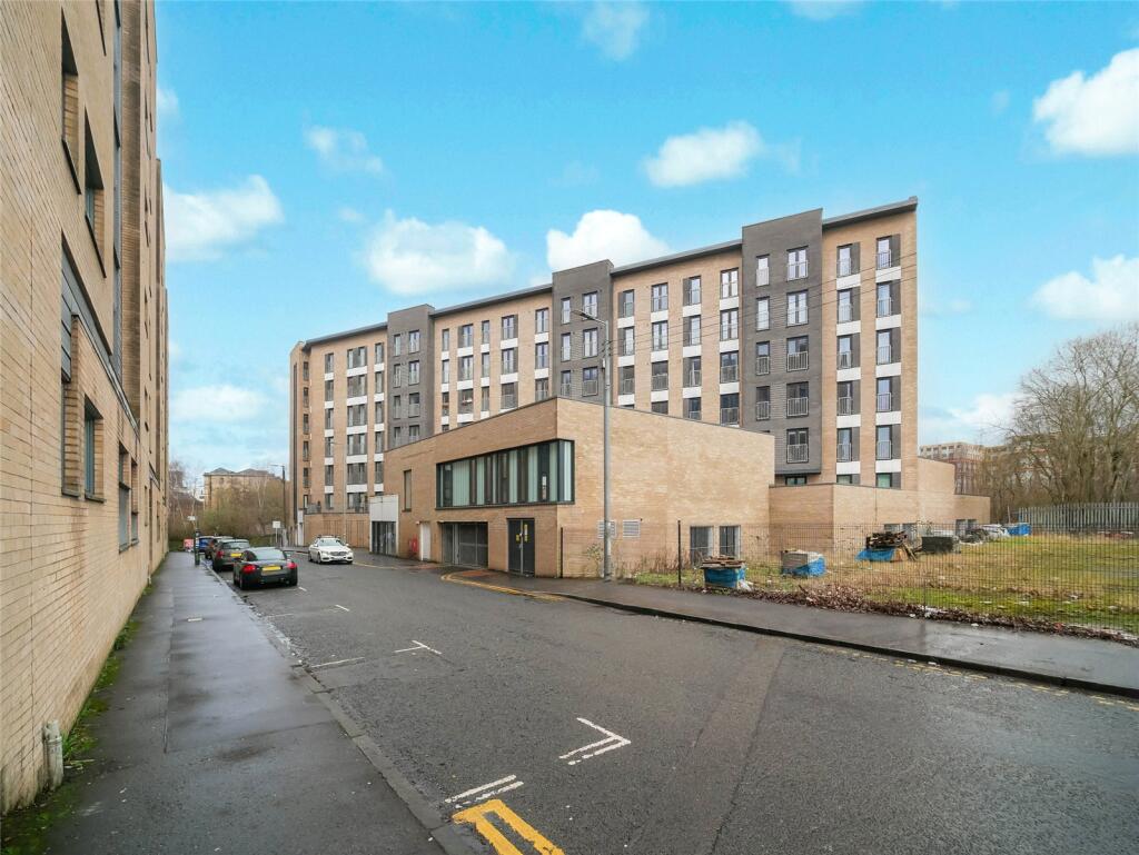 Main image of property: Bell Street, Glasgow, G4