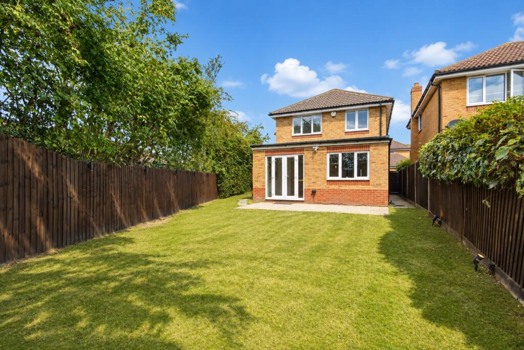 House in St Albans, Cotlandswick, London Colney - View 4